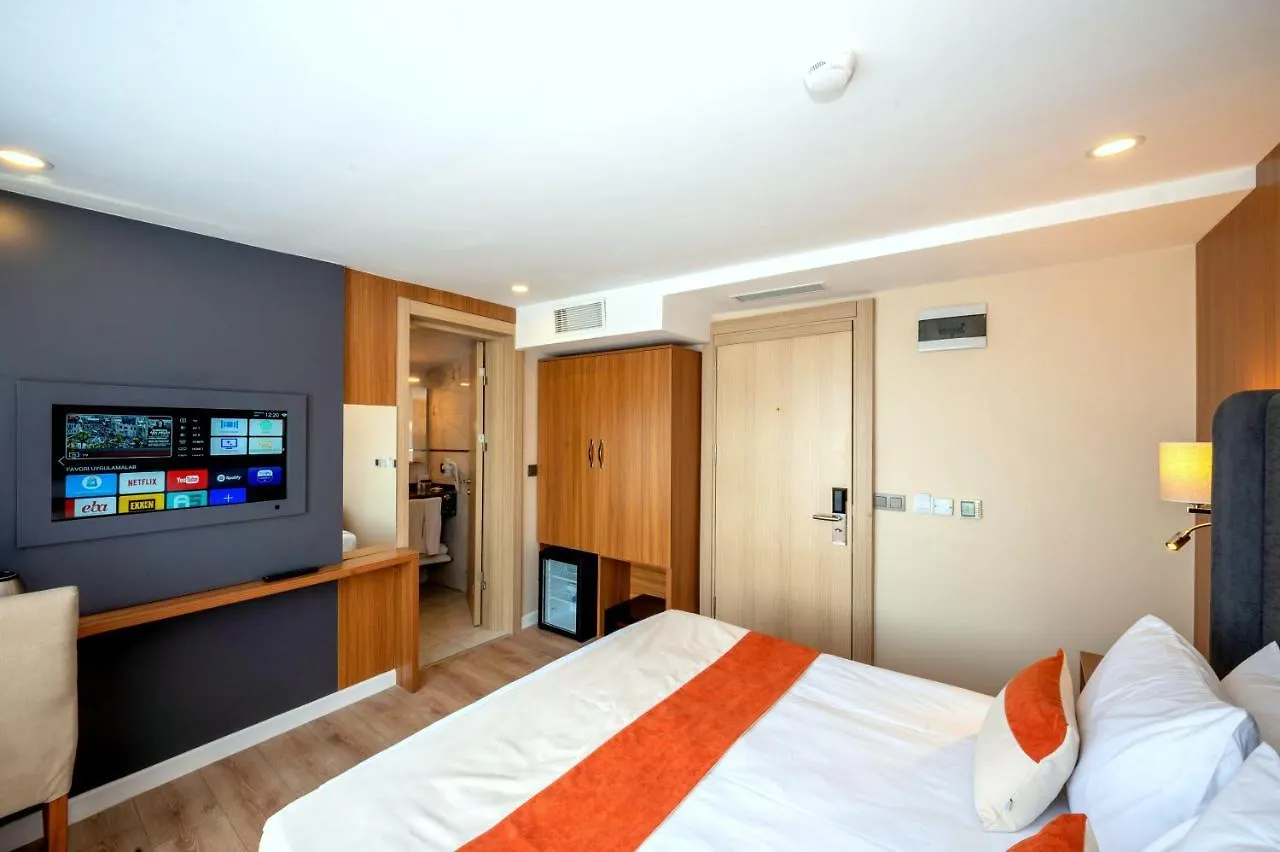 Harmony Hotel Istanbul & Spa 4*,