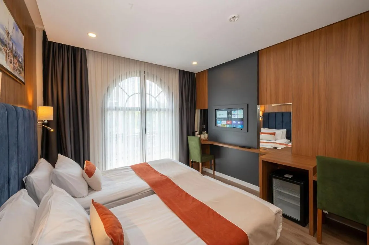 Harmony Hotel Istanbul & Spa 4*,