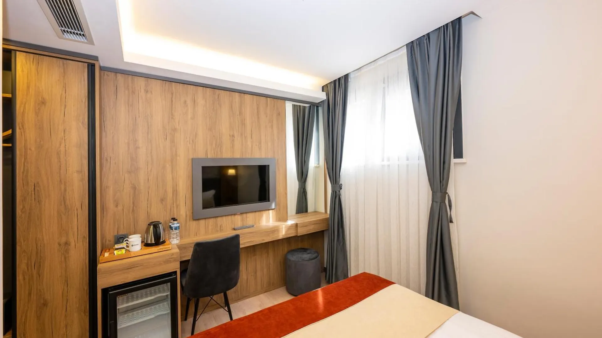 Harmony Hotel Istanbul & Spa 4*,